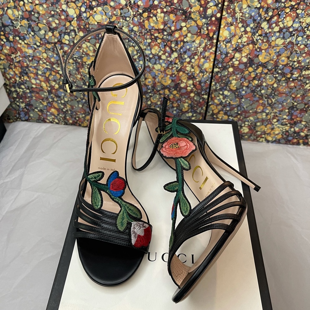 Gucci black leather opehlia floral sandals - Picture 3 of 6